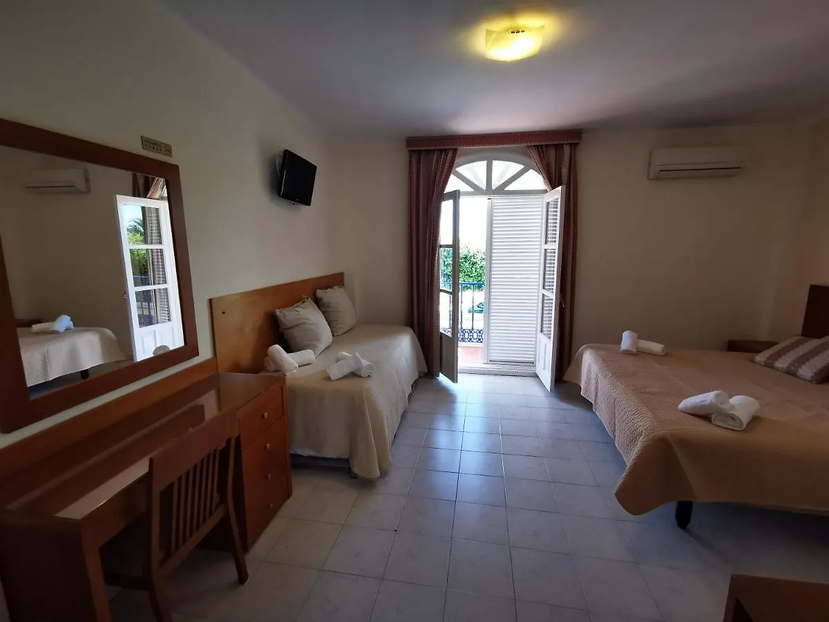 Hostal Marazul Nerja