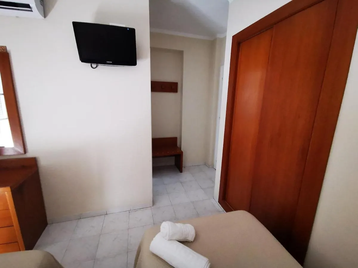 Hostal Marazul Nerja 0*,