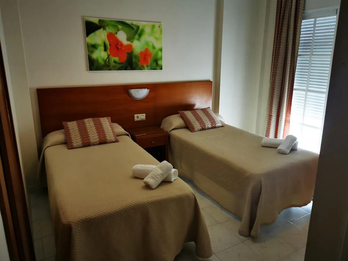 Bed & Breakfast Hostal Marazul Nerja