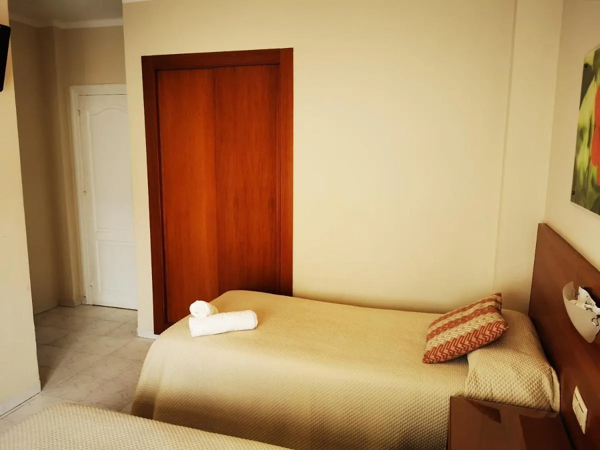 Hostal Marazul Nerja Bed & Breakfast